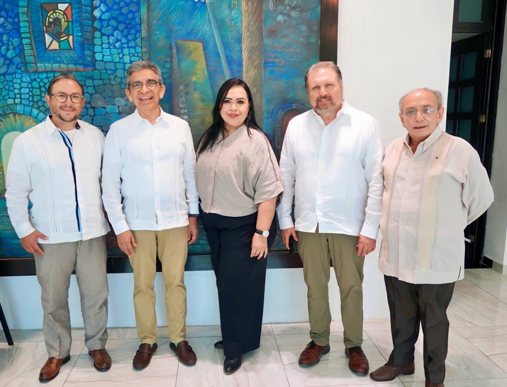 El Colegio Notarial de Yucatán presente en Curso de Actualización